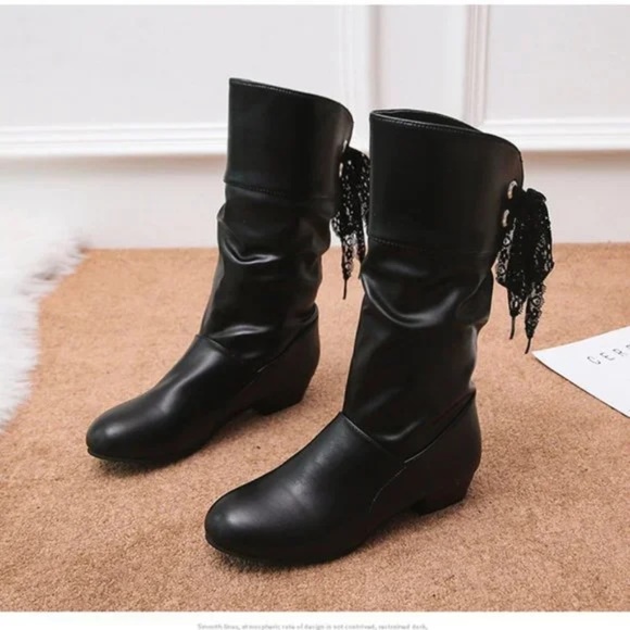 Brand New Low-Heel Round Toe Lace-Back Thermal Boots Black - Size 8 - Picture 6 of 7